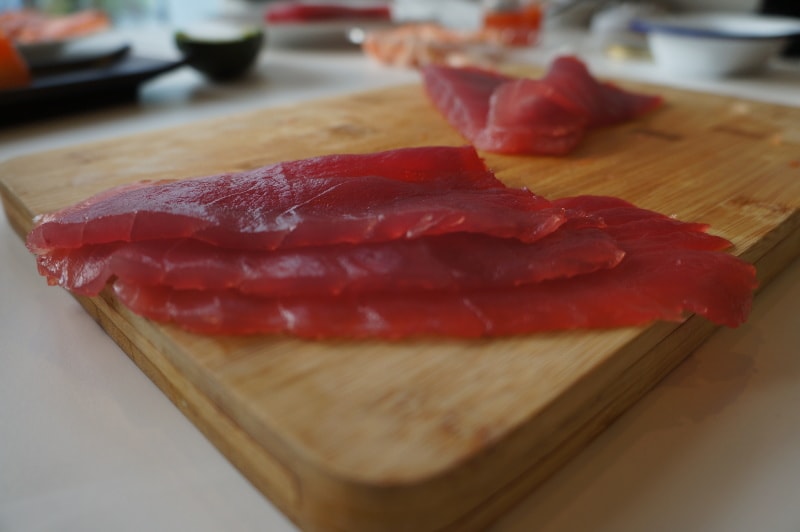 tuna-slices-min